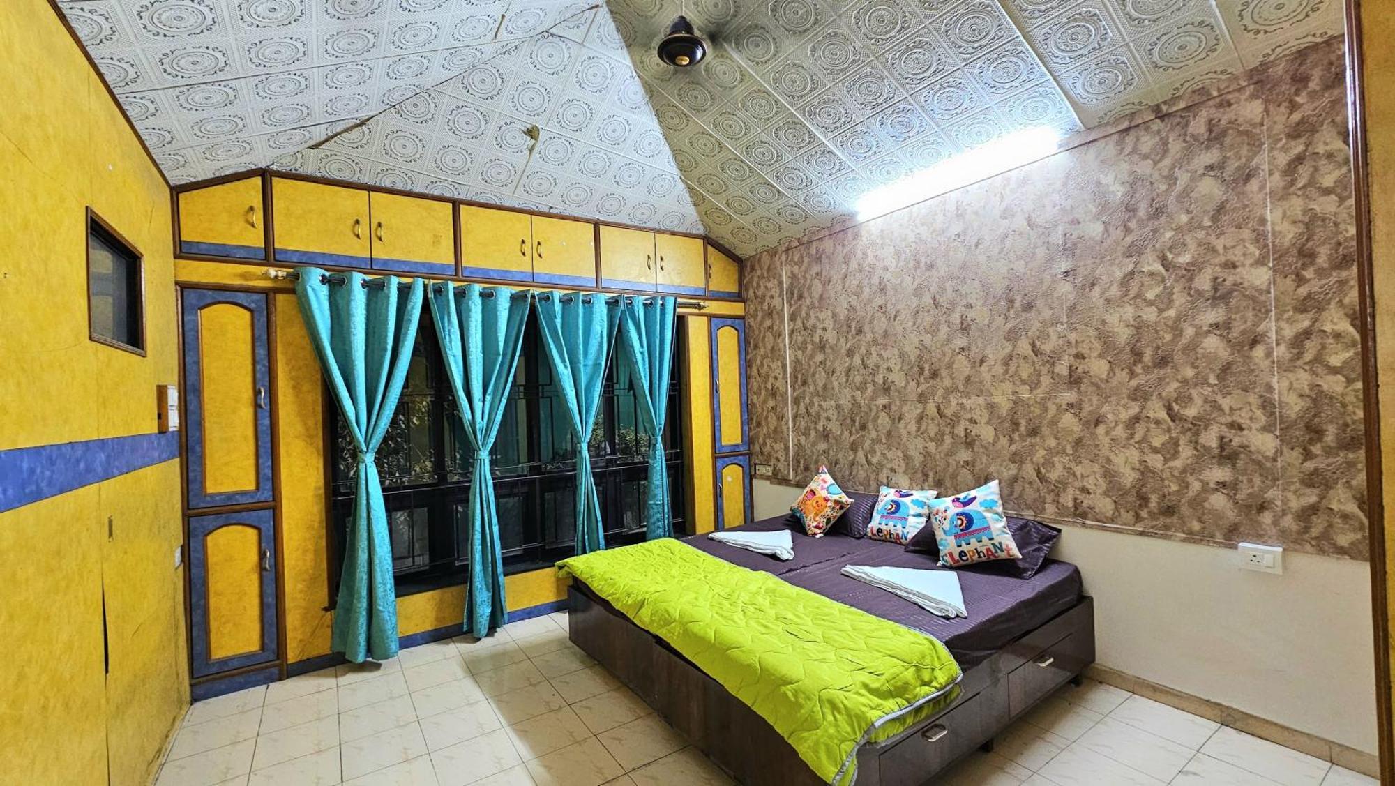 Elephant House - Boutique Hostel & Cowork Méribel Village Εξωτερικό φωτογραφία